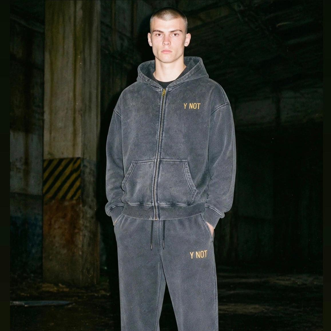 Vintage Oversized Full Zip Kangaroo Pocket Hoodie